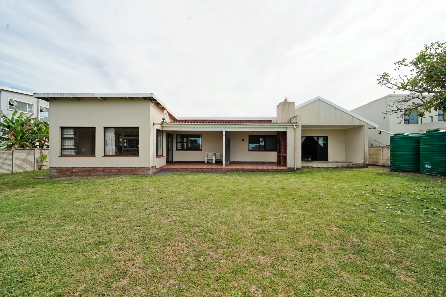 3 Bedroom Property for Sale in Kidds Beach Eastern Cape